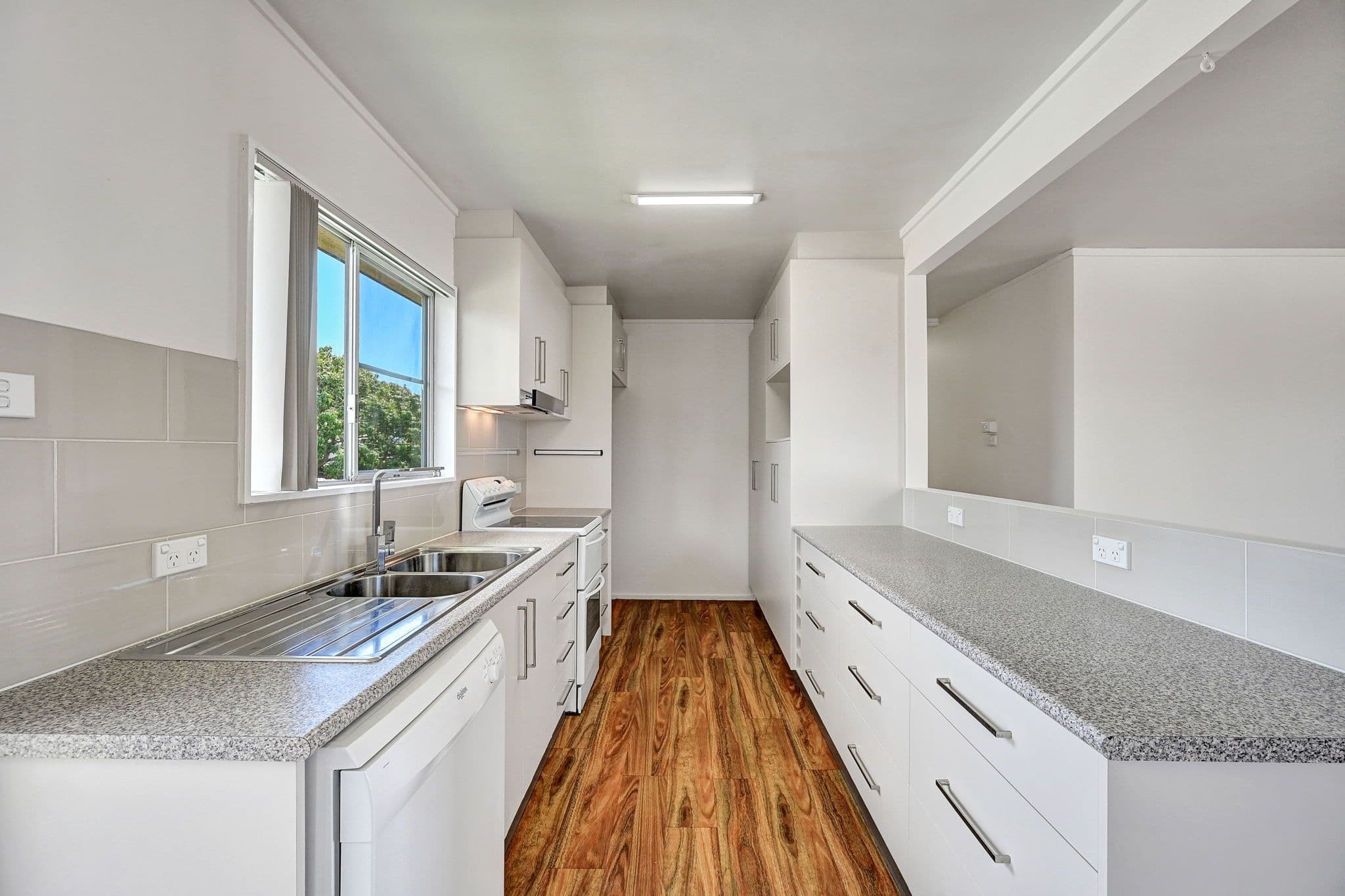 92 Thirteenth Avenue, Railway Estate QLD 4810, Railway Estate - Thumbnail 4