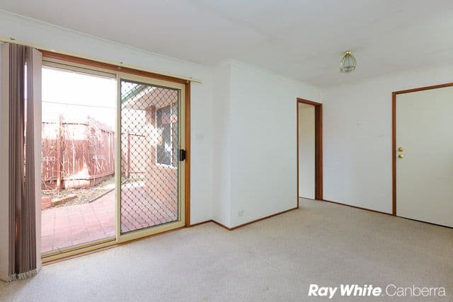 48 Sid Barnes Crescent, GORDON ACT 2906, Gordon - Thumbnail 7