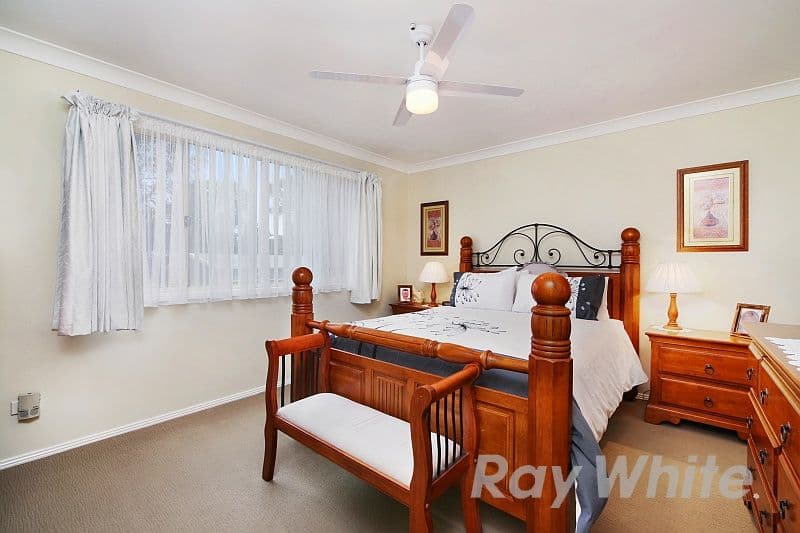 12 Chelmsford Road, Lake Haven - Thumbnail 7