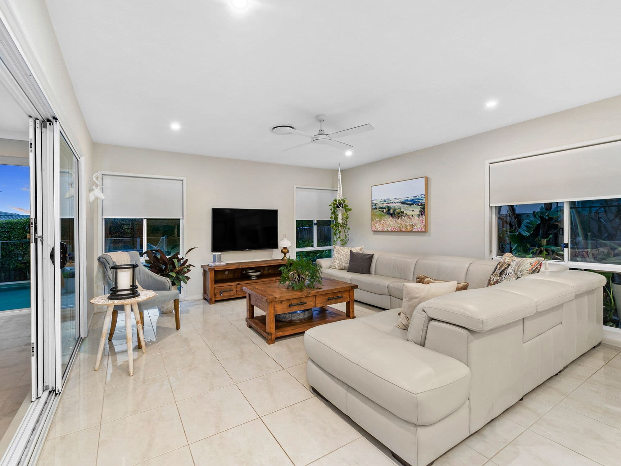 13 Outlook Crescent, Bridgeman Downs QLD 4035, Bridgeman Downs - Thumbnail 4