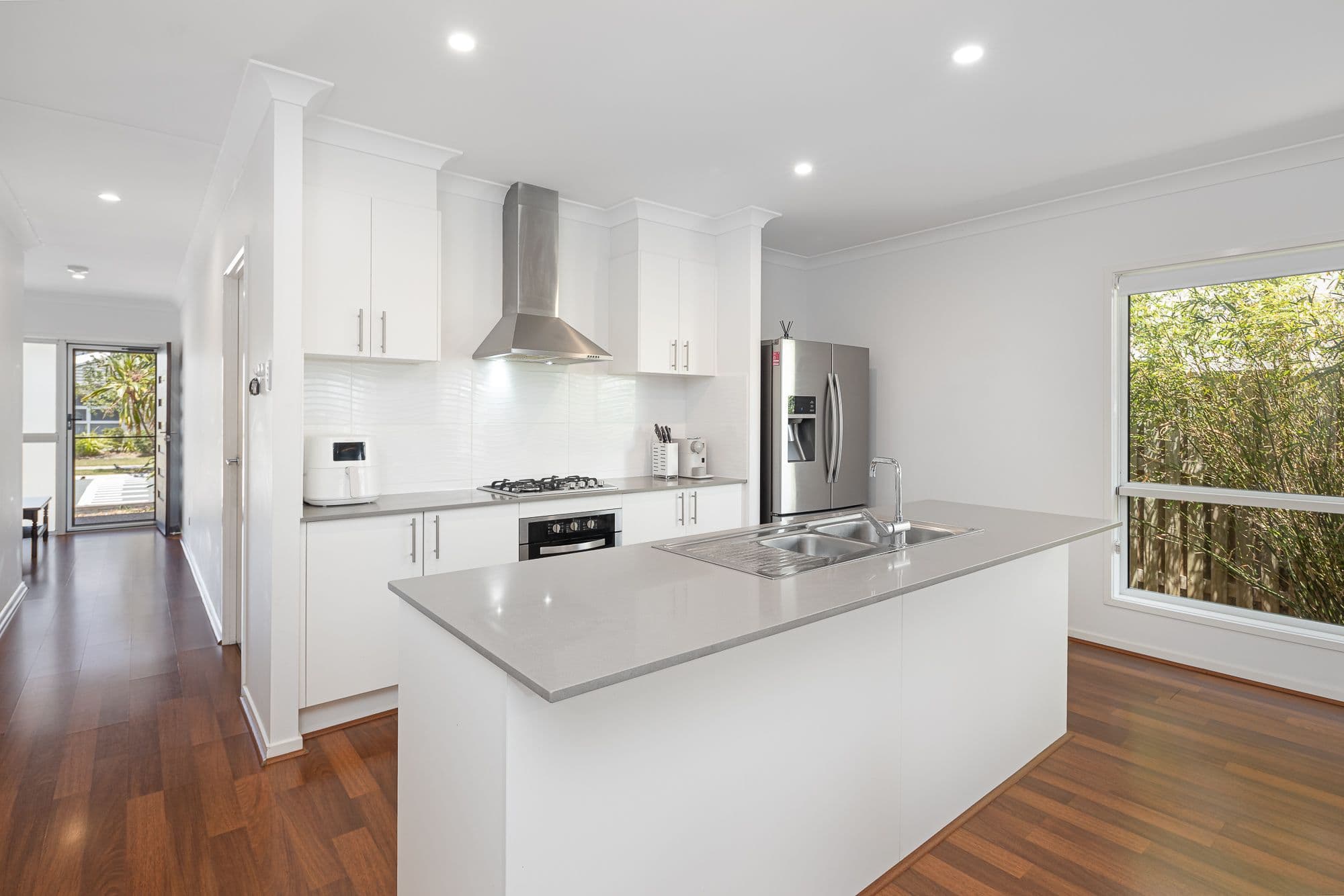 2 Buccaneer Street, Newport QLD 4020, Newport - Thumbnail 2