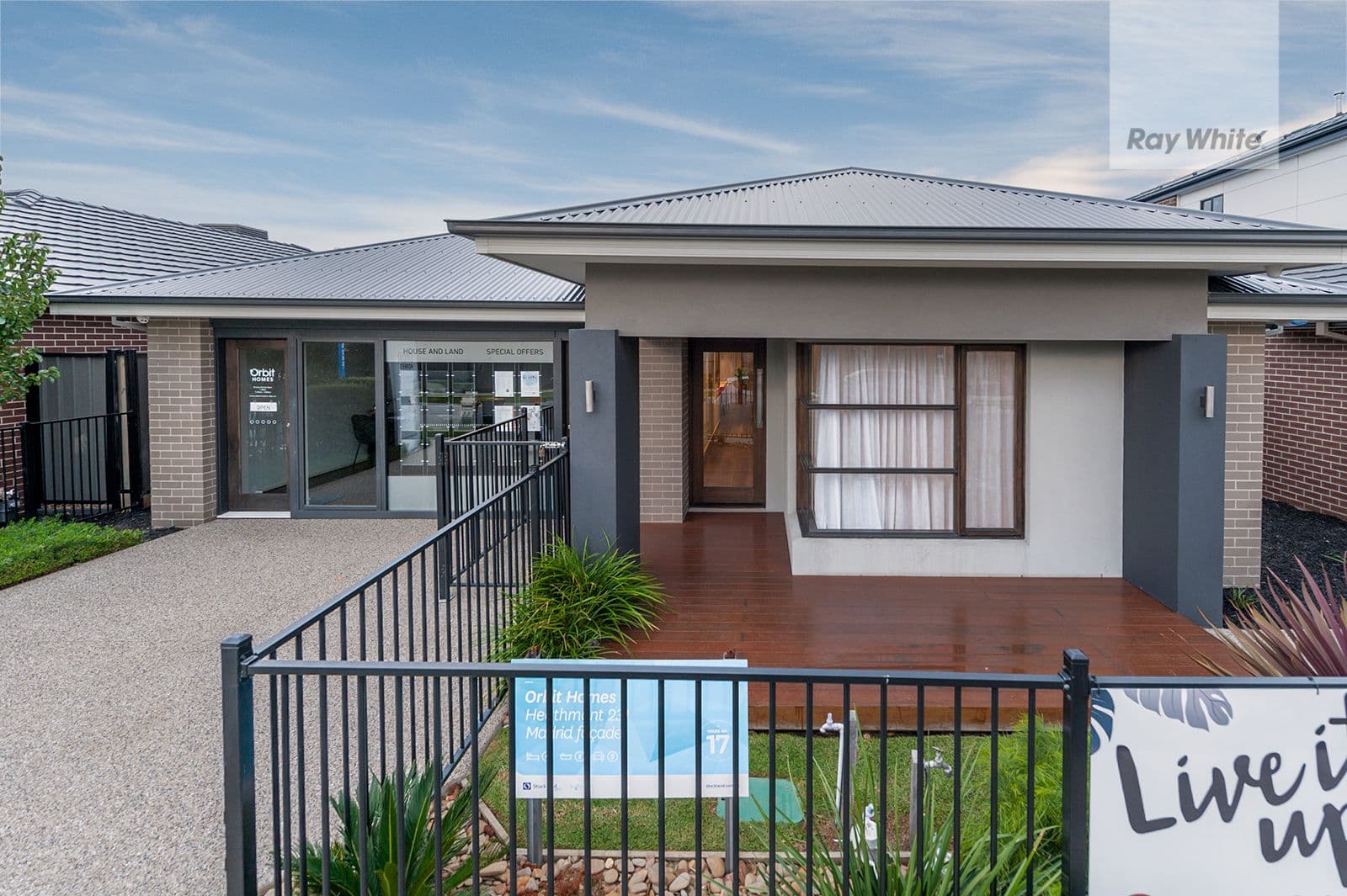 14 Montreal Circuit, Craigieburn VIC 3064, Craigieburn - Image 1