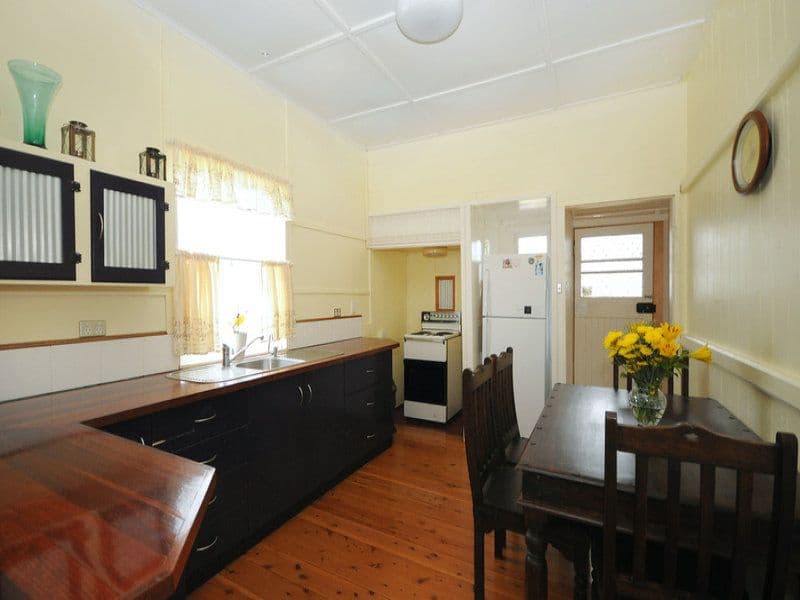 8 Hirst Street, Greenmount QLD 4359, Greenmount - Thumbnail 3
