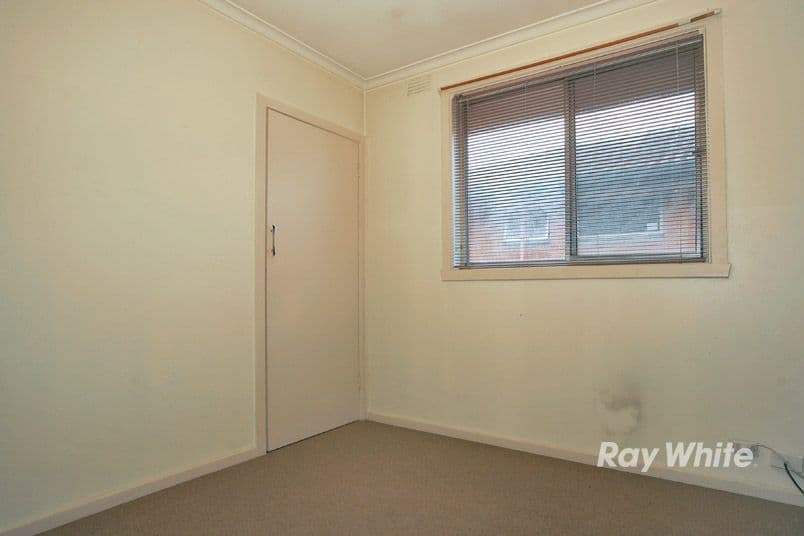 12 Locharn Crescent, KEYSBOROUGH VIC 3173, Keysborough - Thumbnail 2