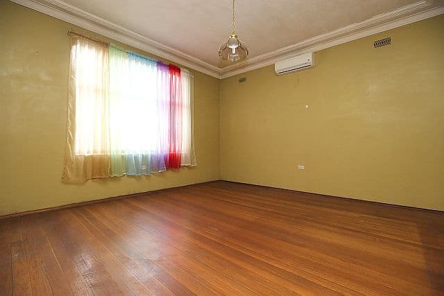 122 Restwell Street, BANKSTOWN NSW 2200, Bankstown - Thumbnail 2