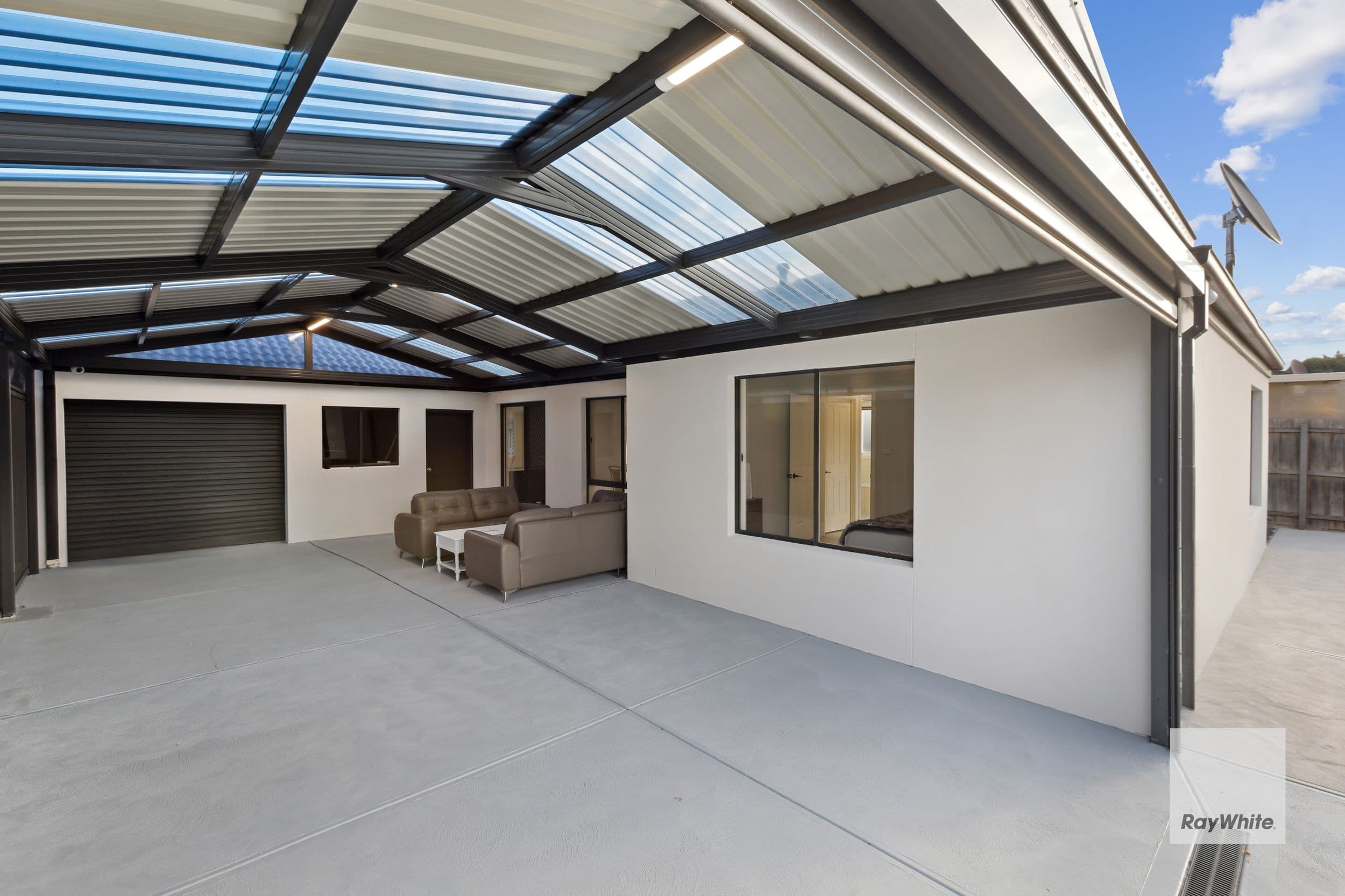 28 Vine Court, Hillside VIC 3037, Hillside - Thumbnail 2