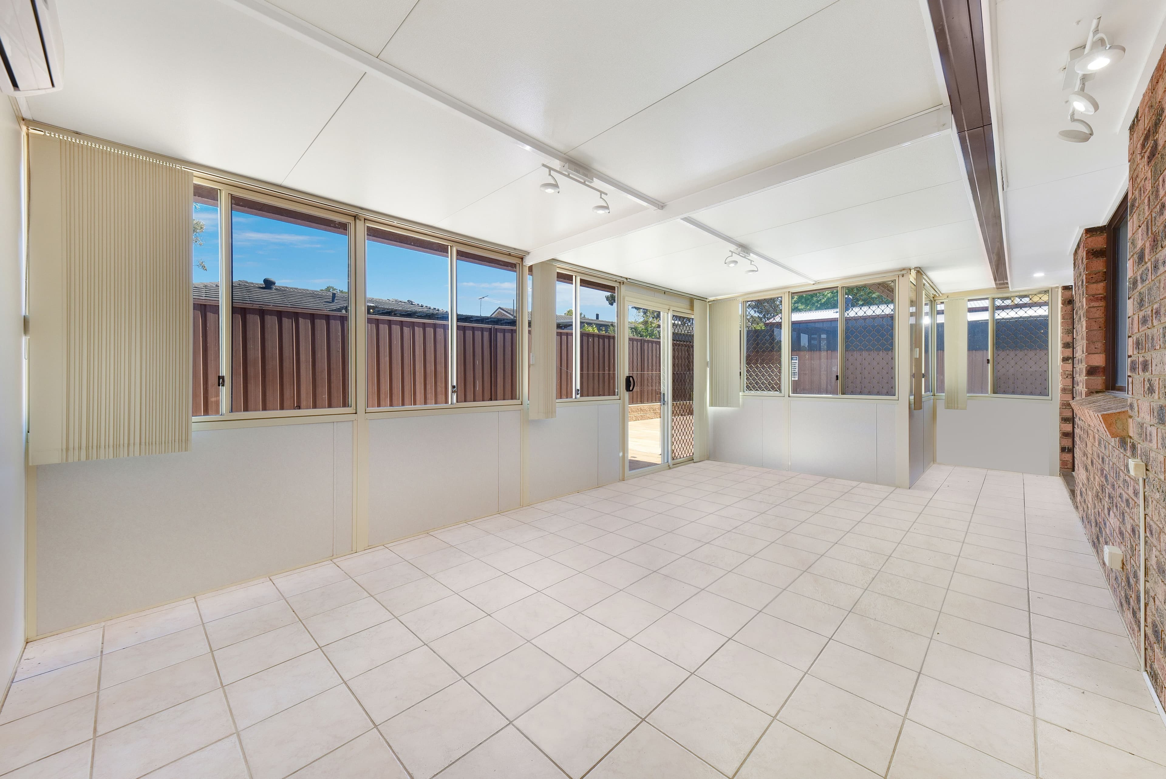 8 Jowett Place, Ingleburn - Thumbnail 7