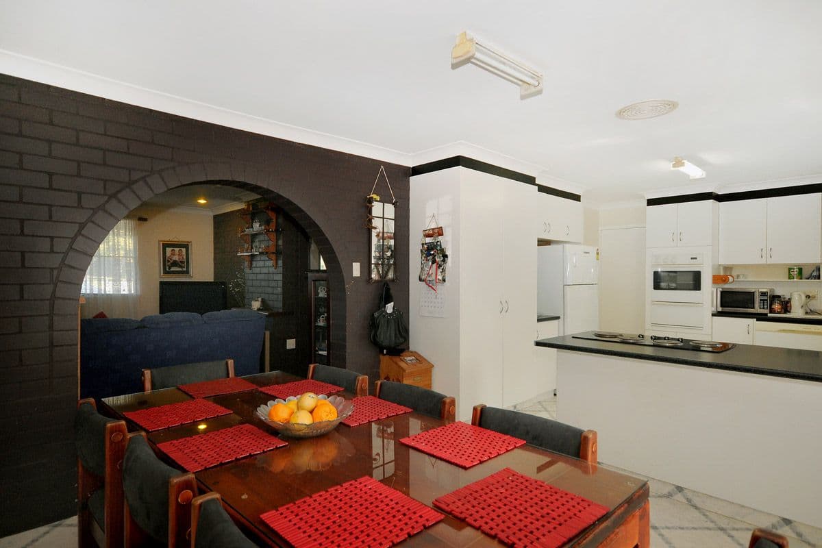 15 Carey Street, Kearneys Spring QLD 4350, Kearneys Spring - Thumbnail 3