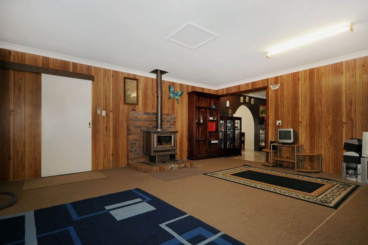 15 Carey Street, Kearneys Spring QLD 4350, Kearneys Spring - Thumbnail 5