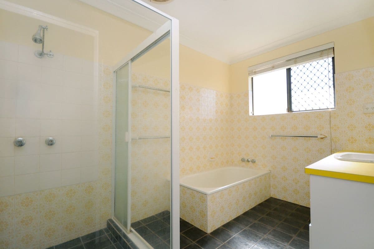 15 Carey Street, Kearneys Spring QLD 4350, Kearneys Spring - Thumbnail 6