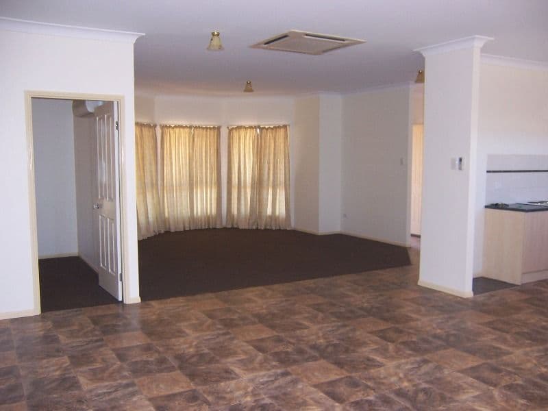 14 Shakespeare Street, Comet QLD 4702, Comet - Thumbnail 5