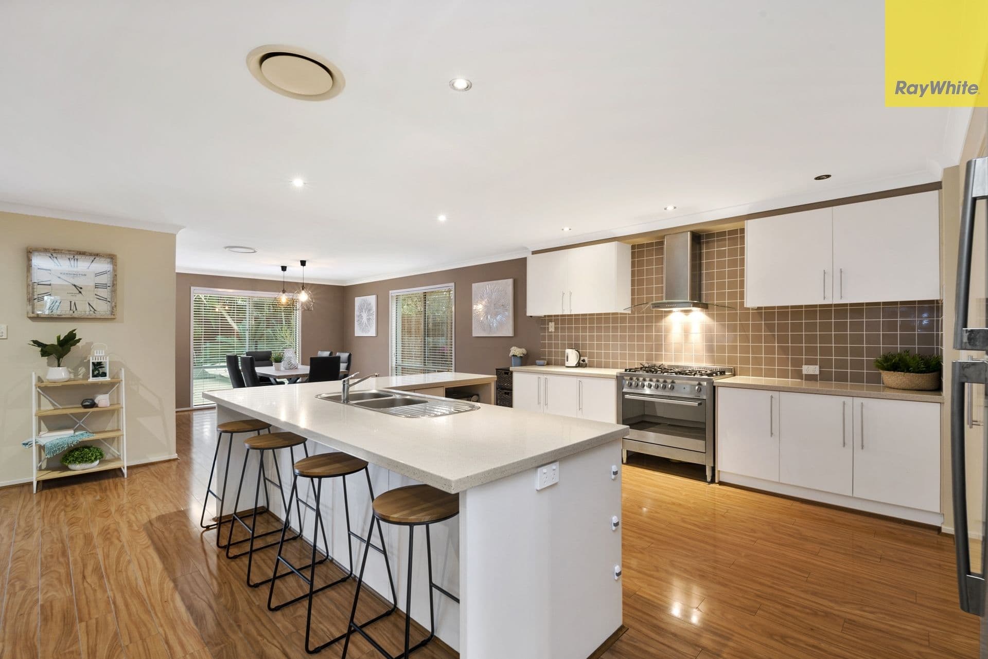 6 Alexandra Avenue, North Lakes QLD 4509, North Lakes - Thumbnail 4