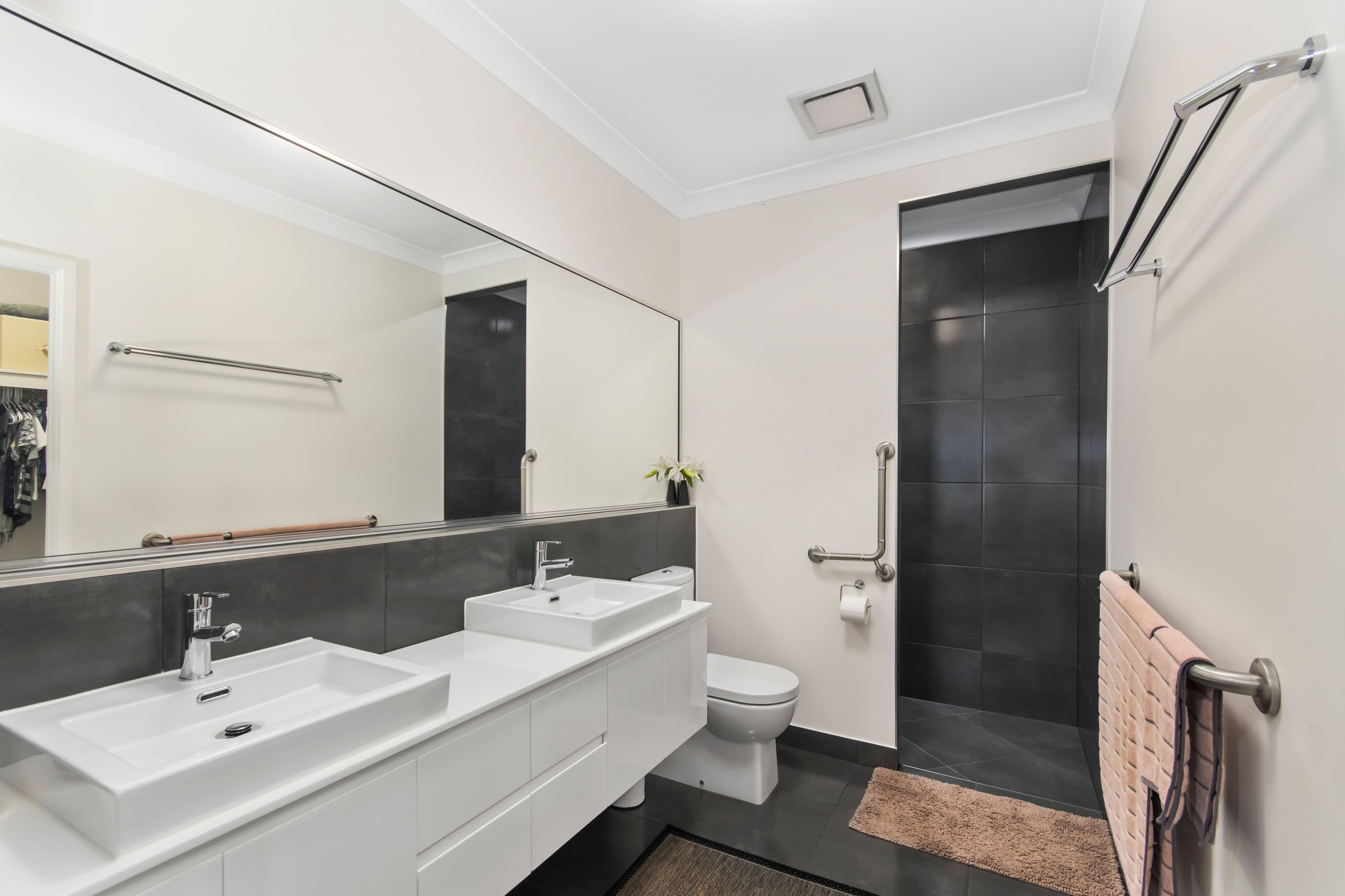 11 BEEFWOOD Street, Bohle Plains QLD 4817, Bohle Plains - Thumbnail 6