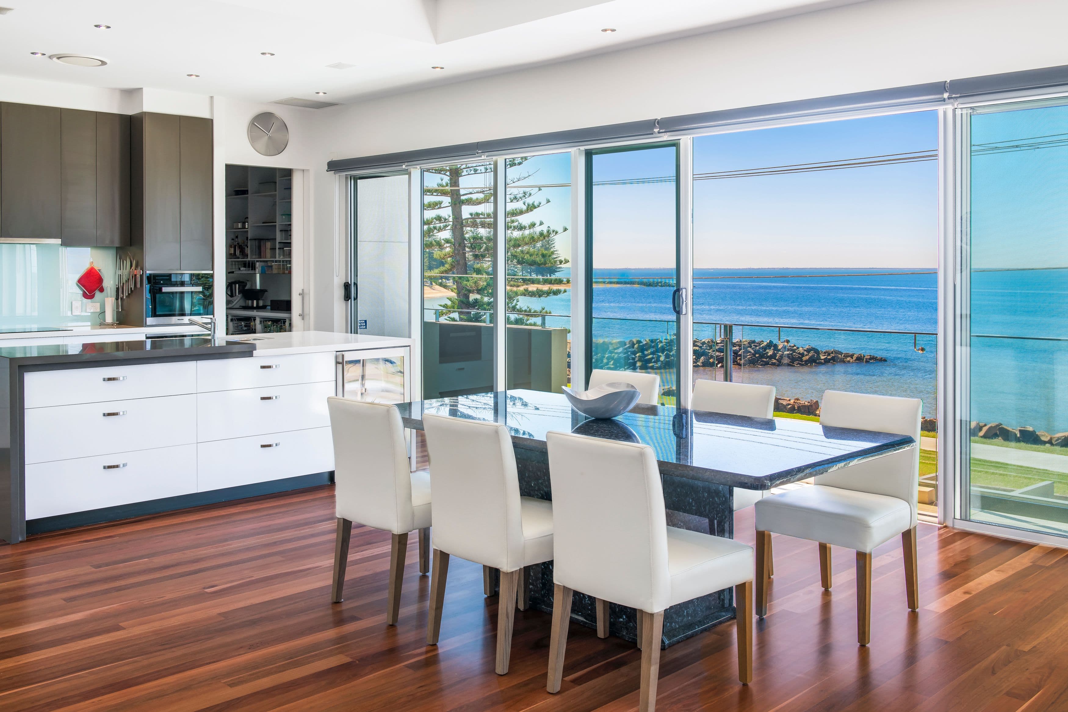 7 Kennedy Esplanade, Scarborough QLD 4020, Scarborough - Thumbnail 8