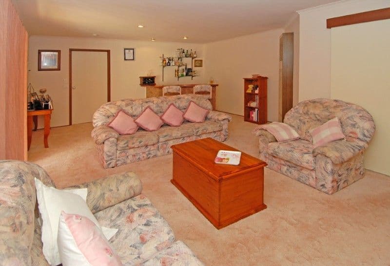 27 Kingsley Place, DELAHEY VIC 3037, Delahey - Thumbnail 2