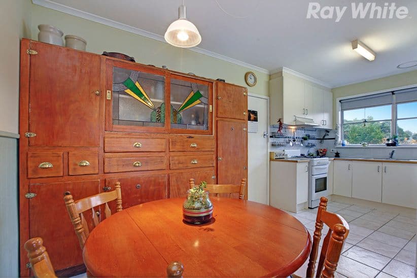 37 Shannon Crescent, Watsonia VIC 3087, Watsonia - Thumbnail 4