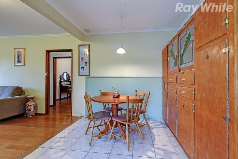 37 Shannon Crescent, Watsonia VIC 3087, Watsonia - Thumbnail 5
