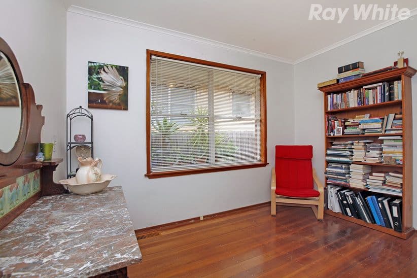 37 Shannon Crescent, Watsonia VIC 3087, Watsonia - Thumbnail 7
