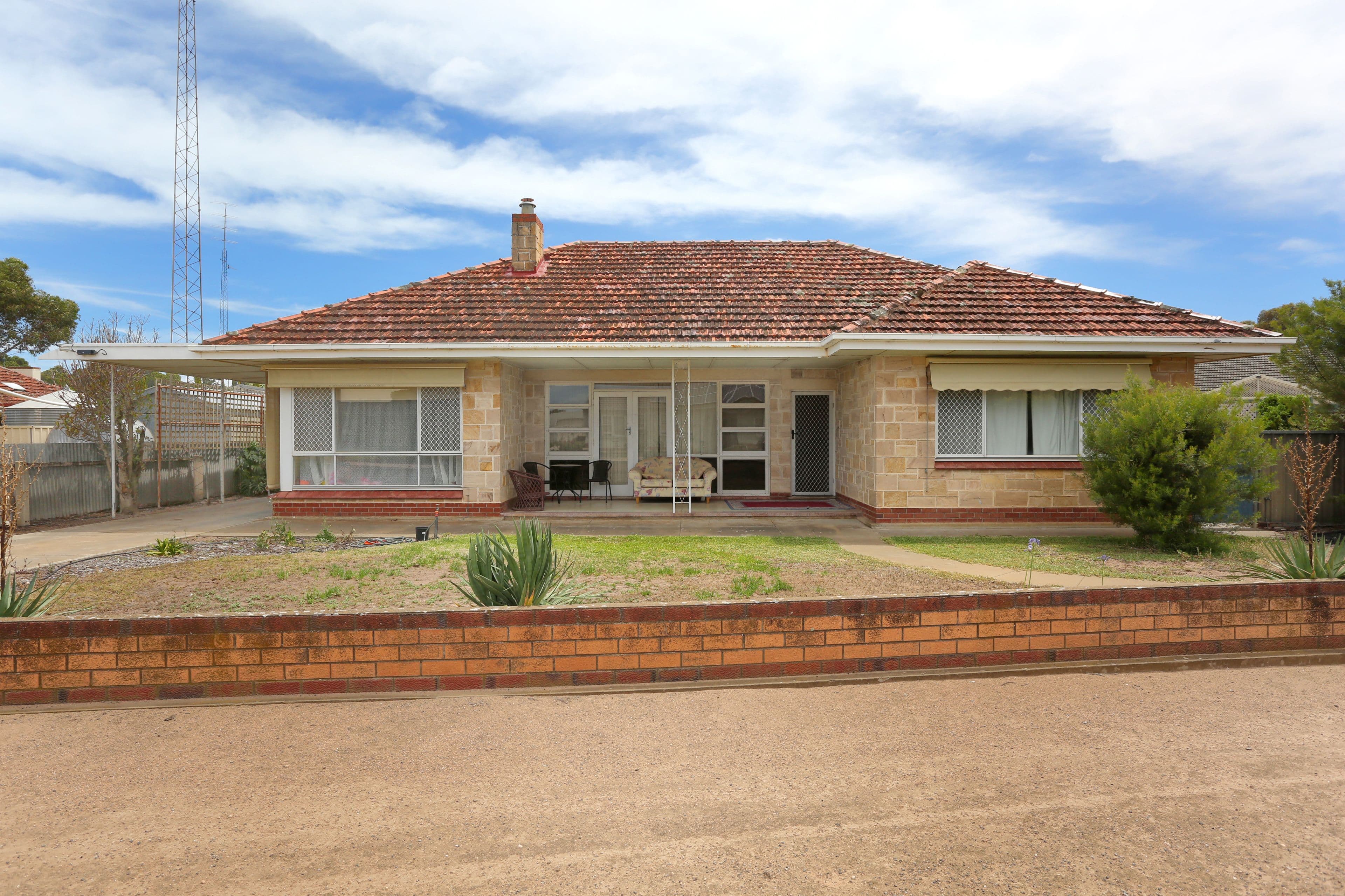 1 Crosby Street, Kadina SA 5554, Kadina - Image 1