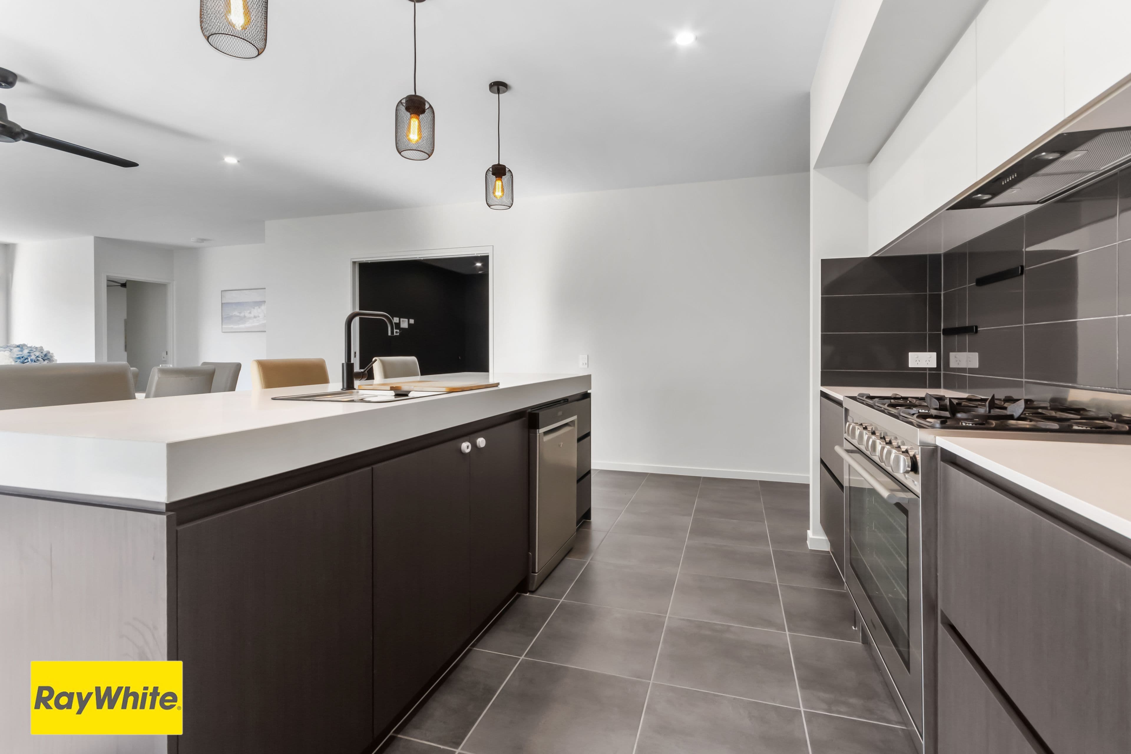 40 Dent Crescent, Burpengary East QLD 4505, Burpengary East - Thumbnail 4