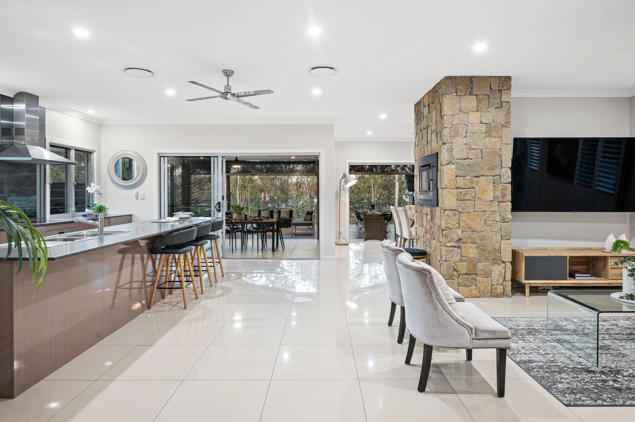 11 Black Teak Court, Brookwater QLD 4300, Brookwater - Thumbnail 7