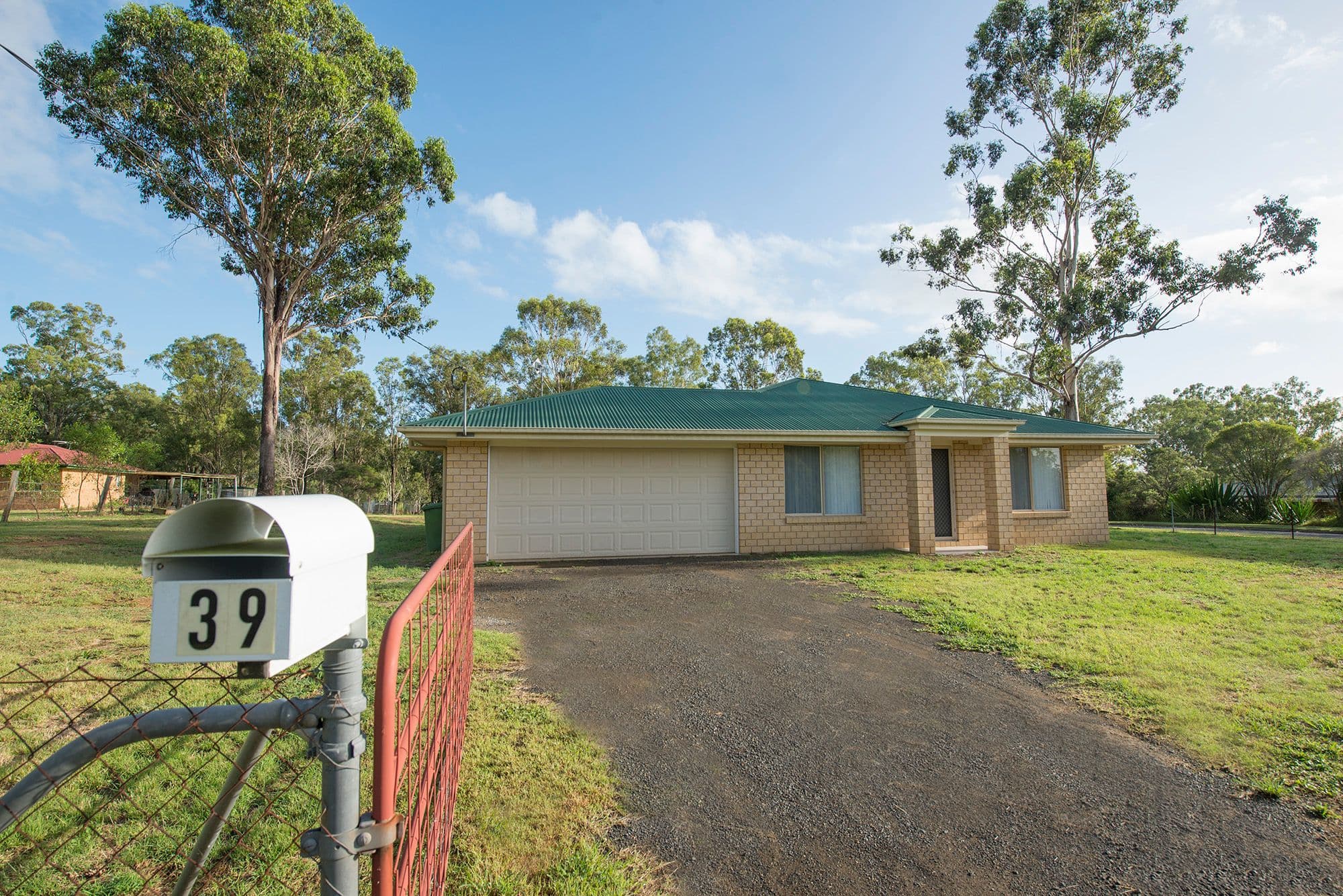 39 Elm Road, Walloon QLD 4306, Walloon - Thumbnail 2