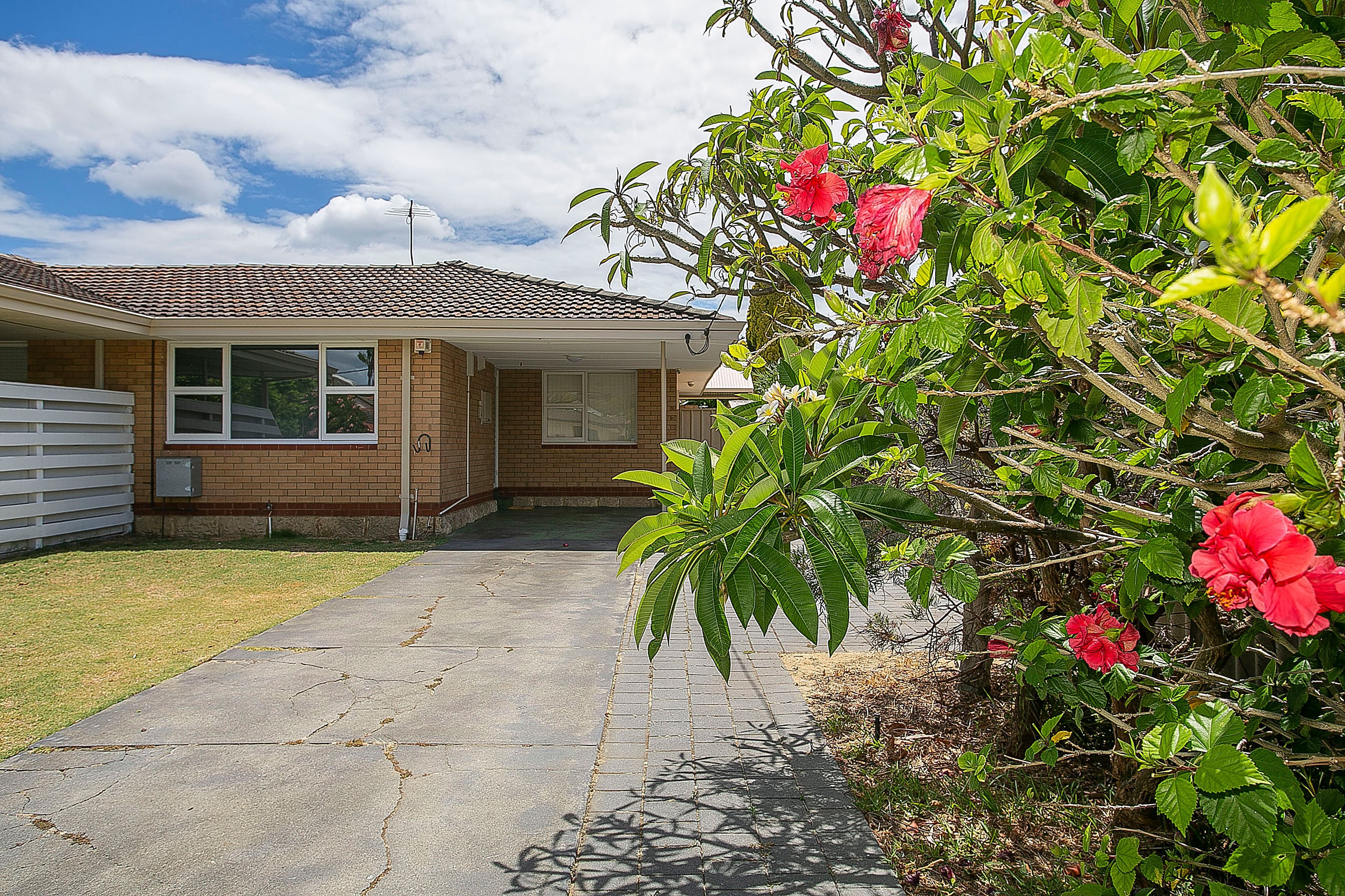 13a Copperwaite Road, Kardinya WA 6163, Kardinya - Thumbnail 2