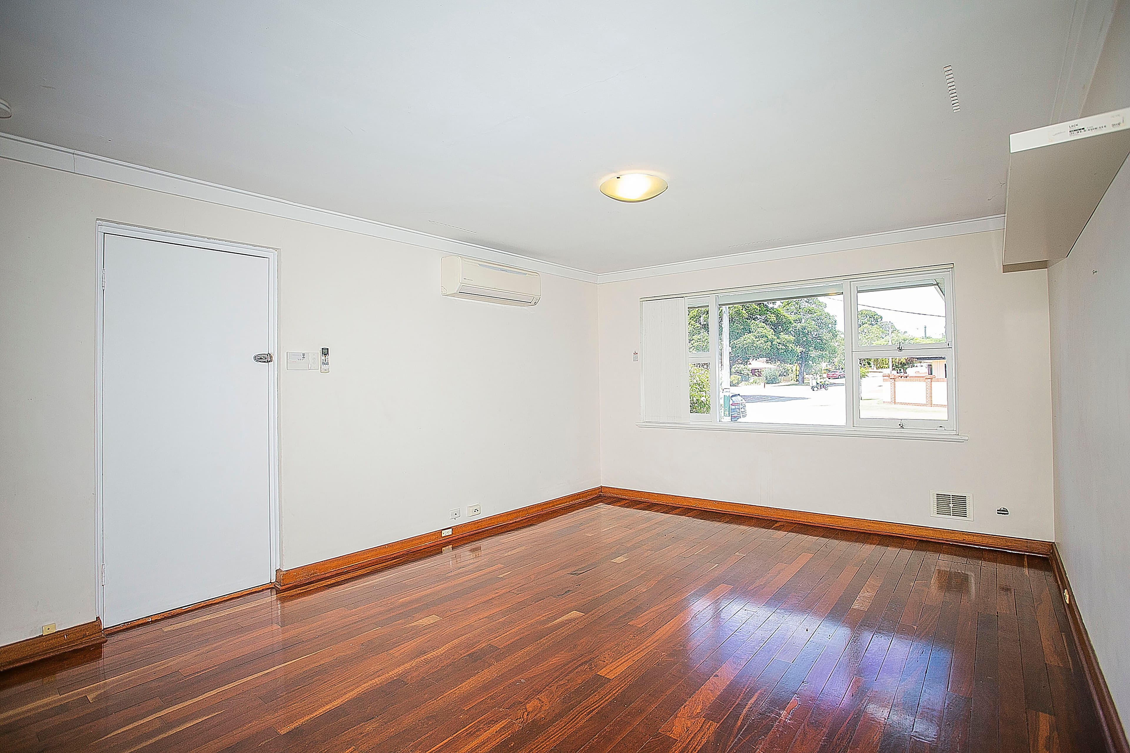 13a Copperwaite Road, Kardinya WA 6163, Kardinya - Thumbnail 7