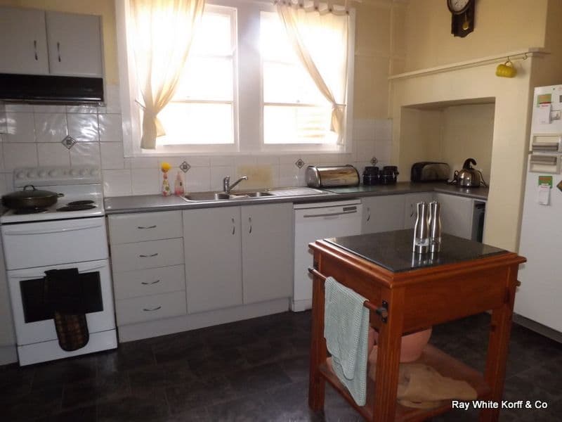 12 Horsley Street, COONABARABRAN NSW 2357, Coonabarabran - Thumbnail 2