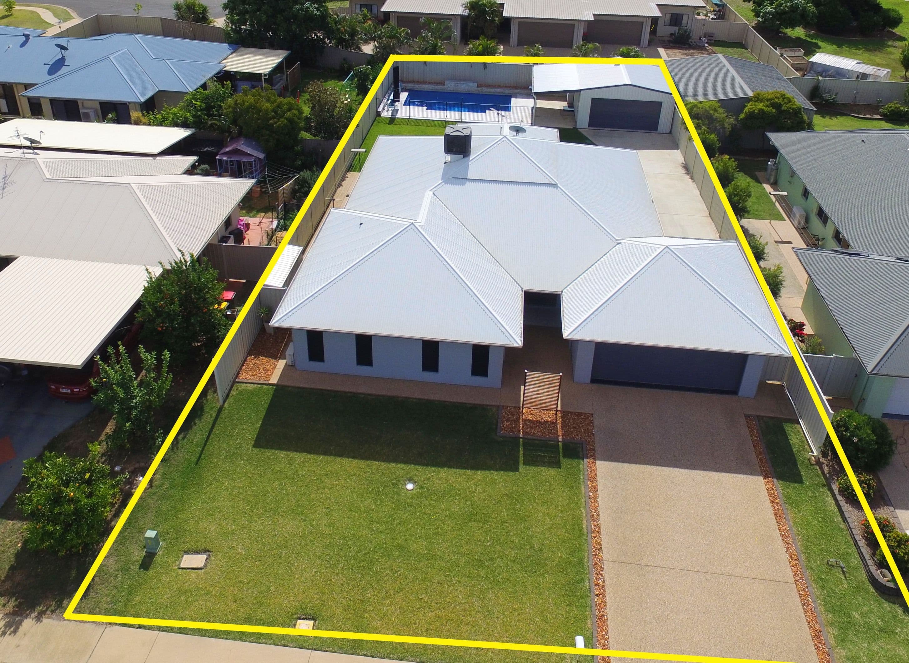 3 Charlton Street, Emerald QLD 4720, Emerald - Image 1
