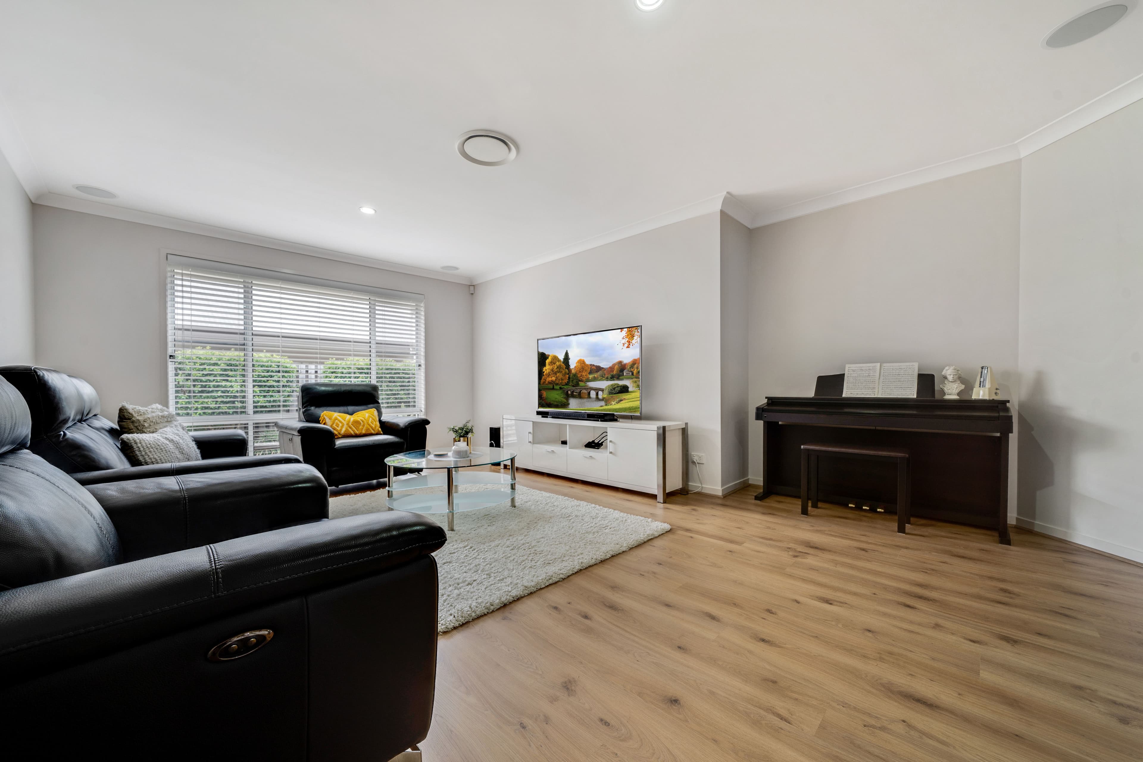 19 Dennis Vale Drive, Daisy Hill QLD 4127, Daisy Hill - Thumbnail 3
