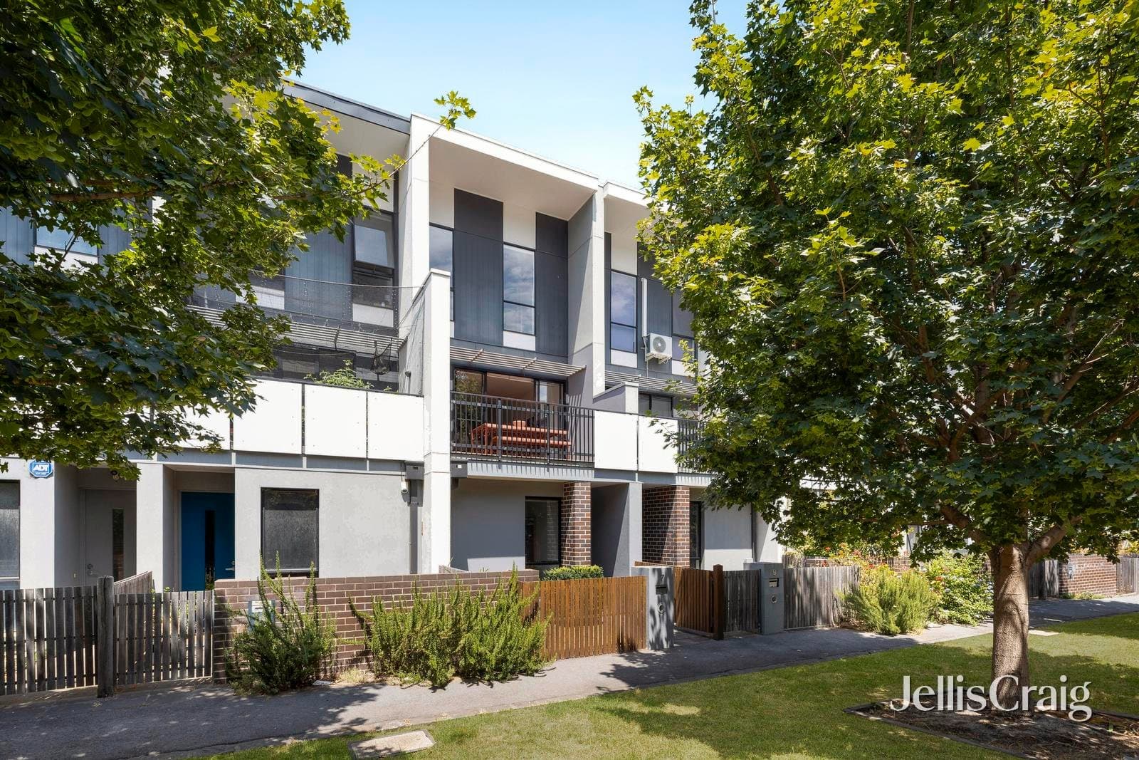 7 Smyth Mews, North Melbourne, North Melbourne - Thumbnail 2