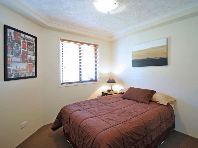 15 Johnston Street, SOUTHPORT QLD 4215, Southport - Thumbnail 6