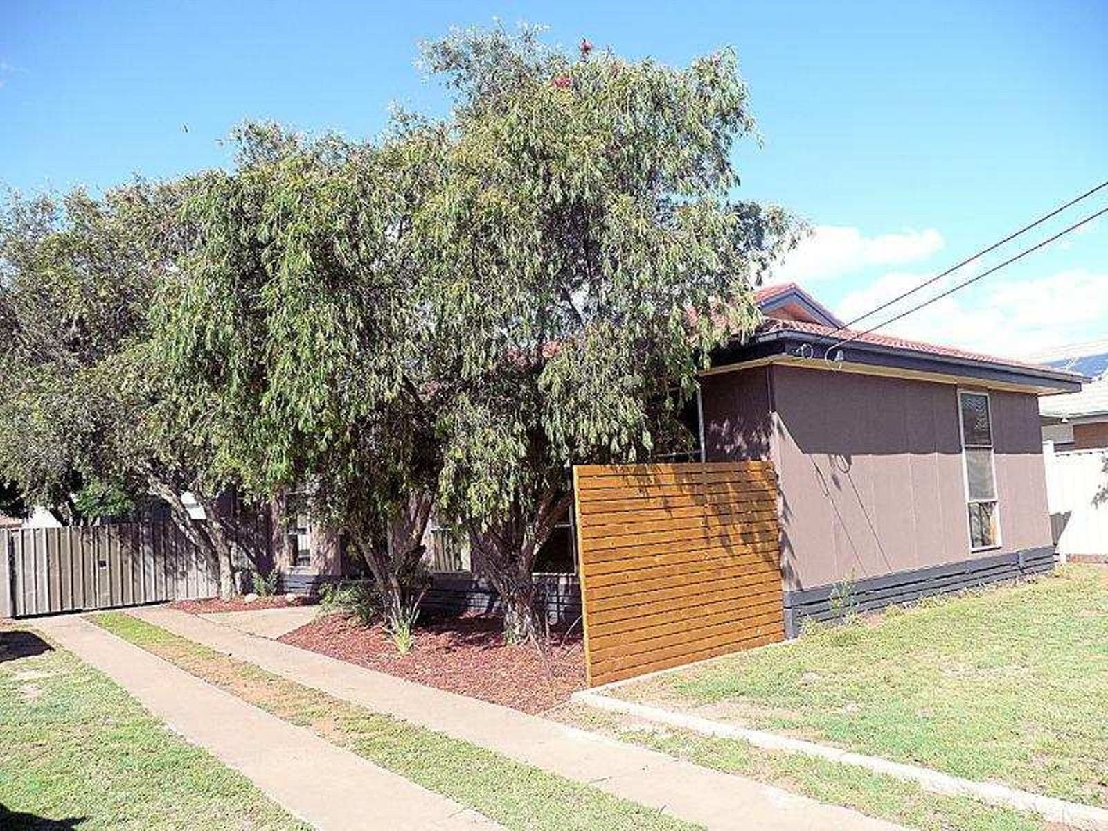 12 Ulmarra Place, Mildura - Image 1