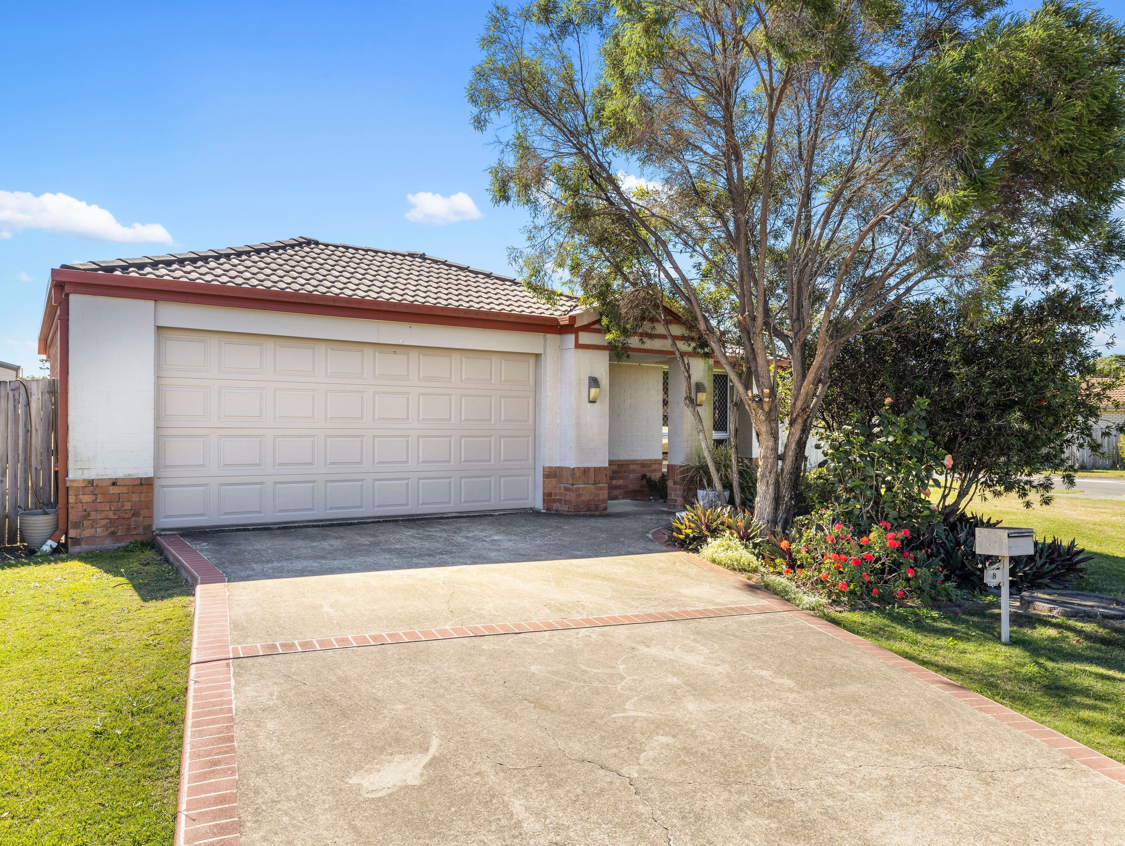 8 Gillam Crescent, Bray Park QLD 4500, Bray Park - Thumbnail 2