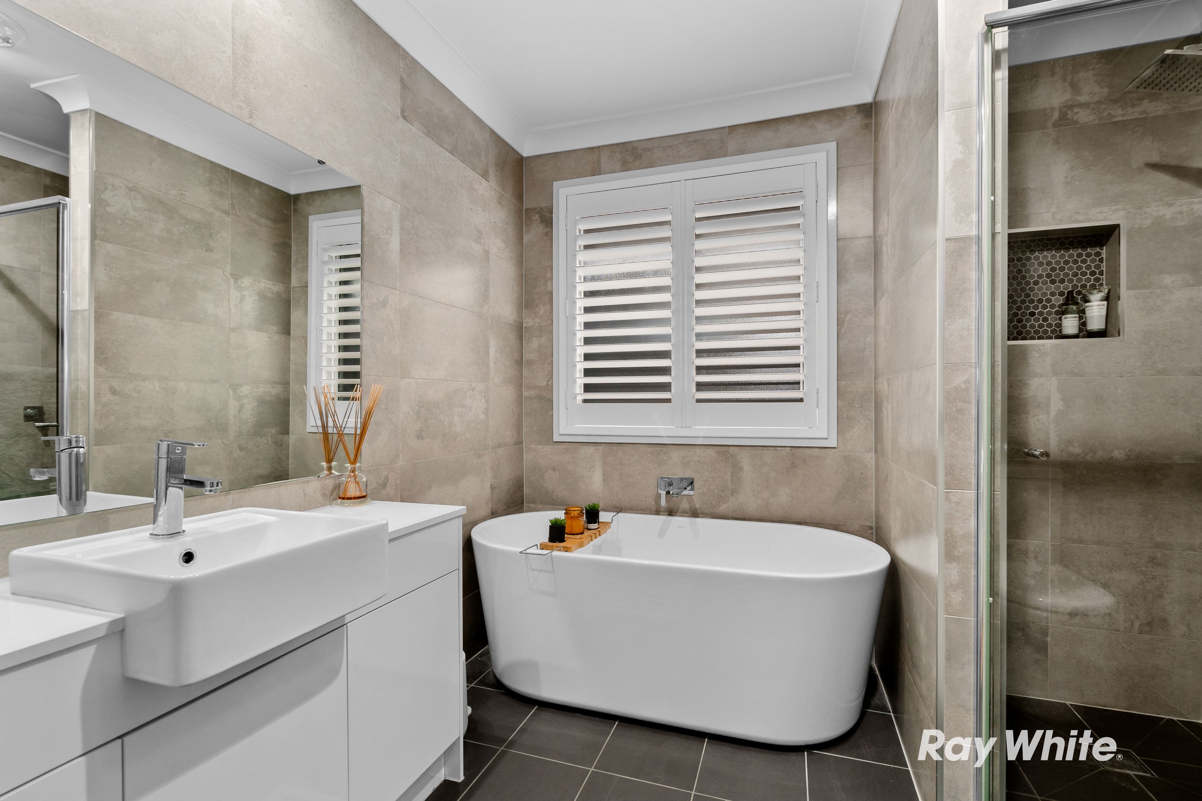 10 Oakhill Crescent, Colebee NSW 2761, Colebee - Thumbnail 5