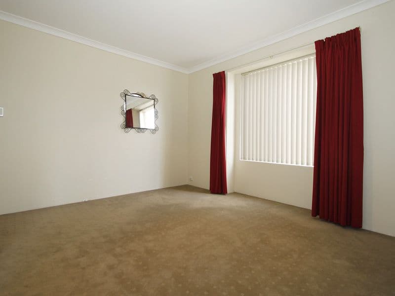4 Ely Lane, BALLAJURA WA 6066, Ballajura - Thumbnail 3