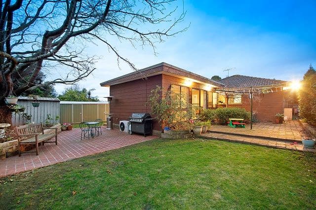 33 James Cook Drive, CRANBOURNE VIC 3977, Cranbourne - Thumbnail 8