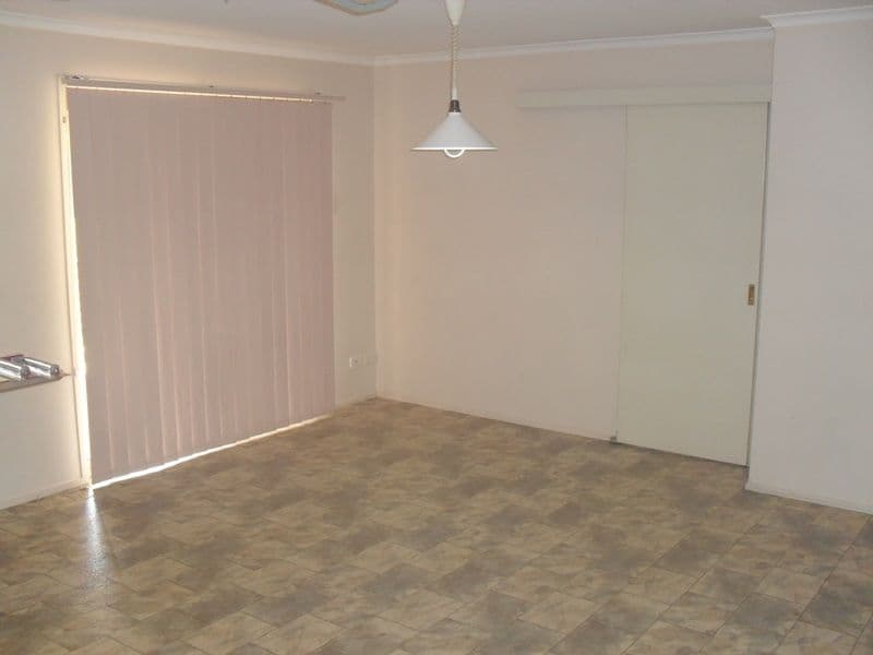 11 Byzance Close, EIGHT MILE PLAINS QLD 4113, Eight Mile Plains - Thumbnail 6