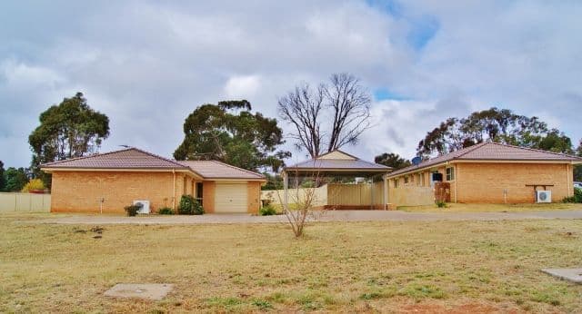 72 Briggs Street, YOUNG NSW 2594, Young - Thumbnail 5