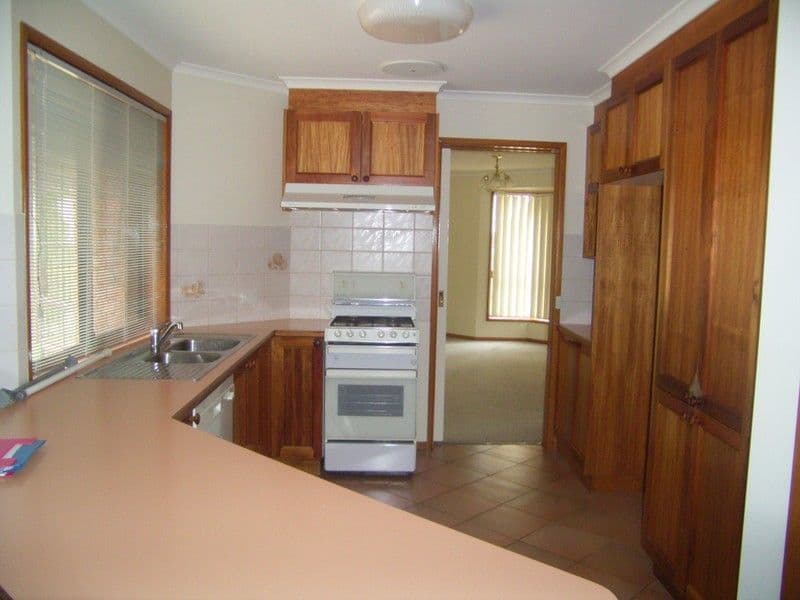 188 Cross's Road, Traralgon VIC 3844, Traralgon - Thumbnail 2