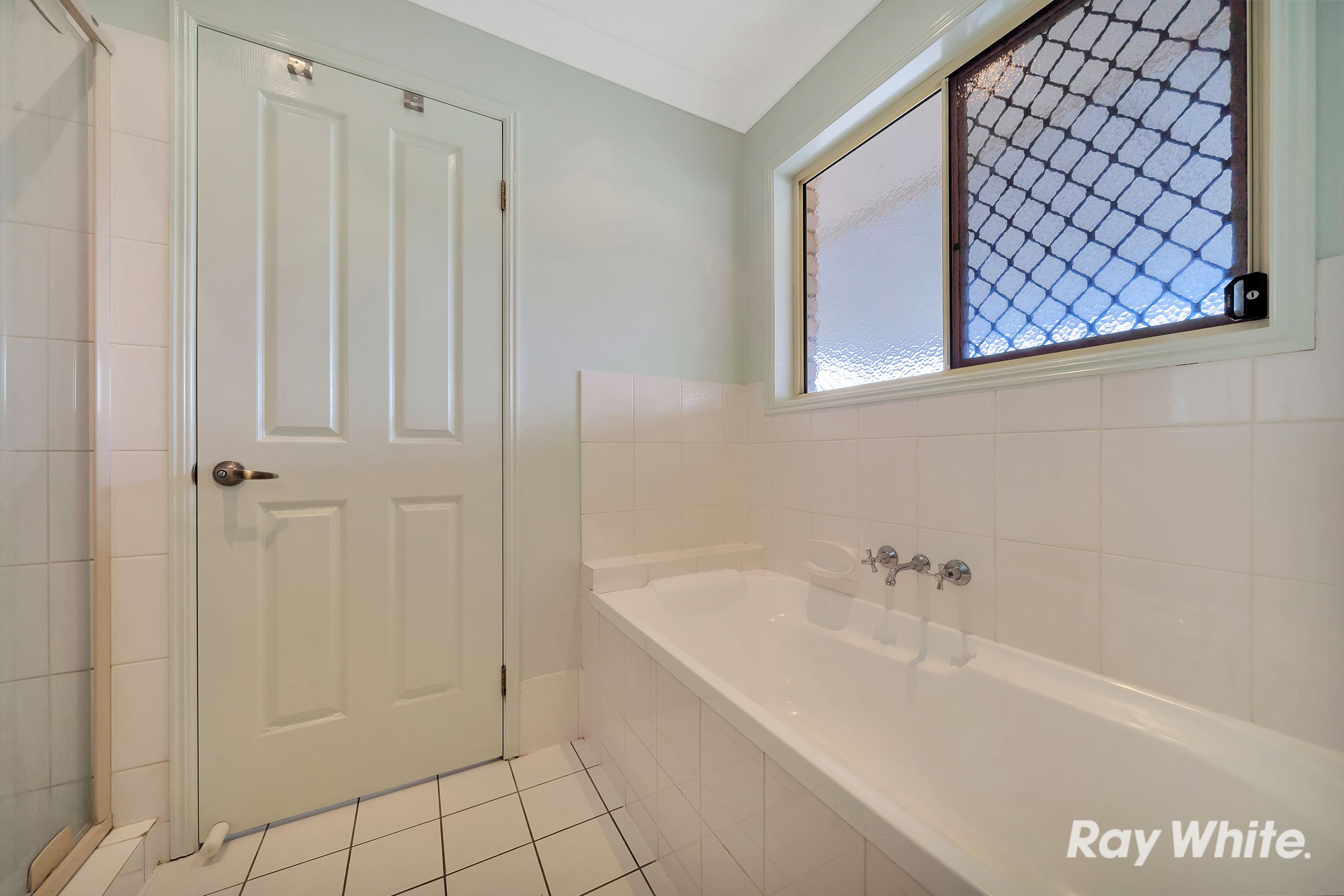 14 Robert South Drive, Crestmead QLD 4132, Crestmead - Thumbnail 3