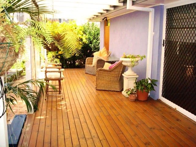 31 Albicore Street, MERMAID WATERS QLD 4218, Mermaid Waters - Thumbnail 2