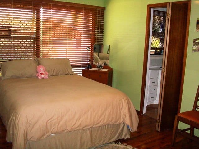 31 Albicore Street, MERMAID WATERS QLD 4218, Mermaid Waters - Thumbnail 5