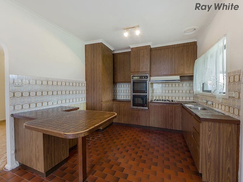 150 Biggs Street, ST ALBANS VIC 3021, St Albans - Thumbnail 4