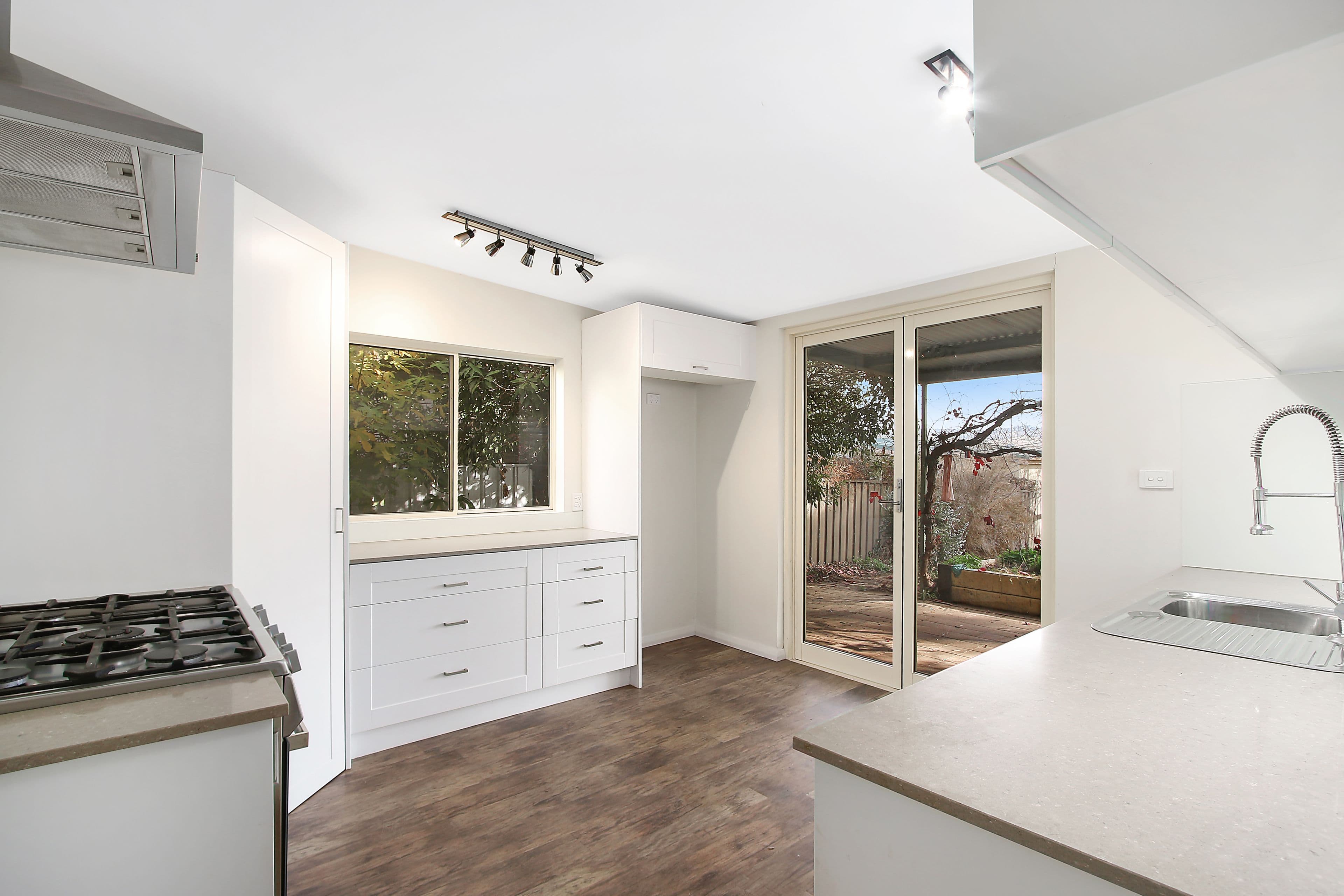 529 Hague Street, Lavington - Image 1