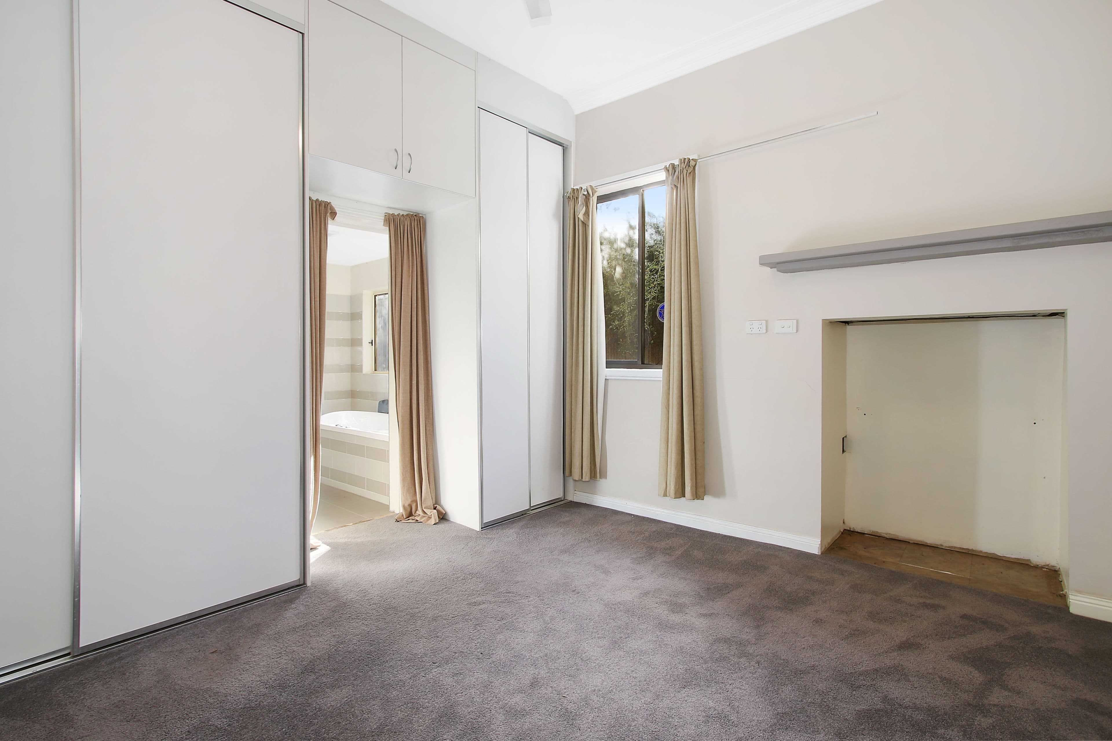 529 Hague Street, Lavington - Thumbnail 7