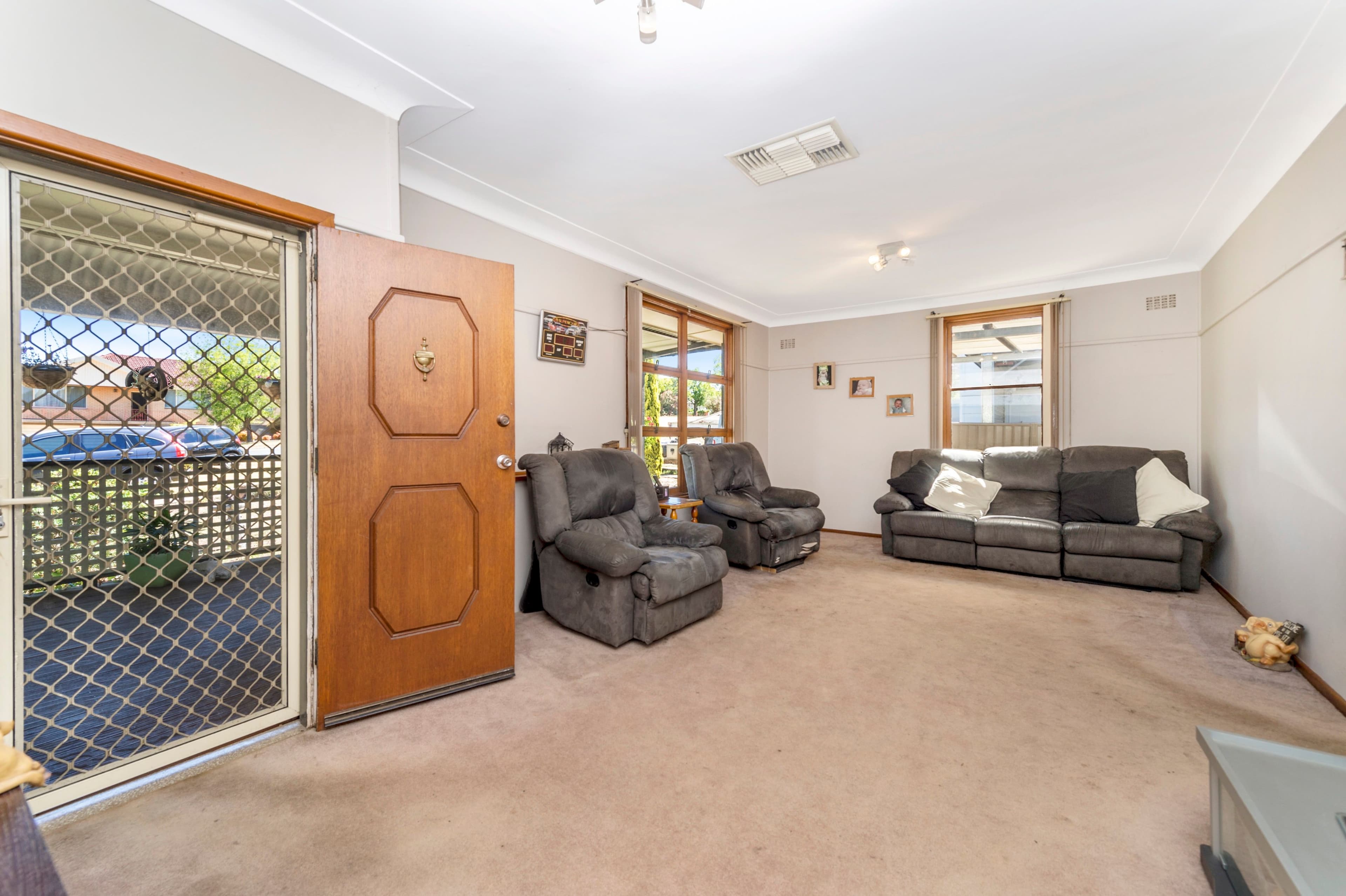 7 Munro Road, Queanbeyan - Thumbnail 3