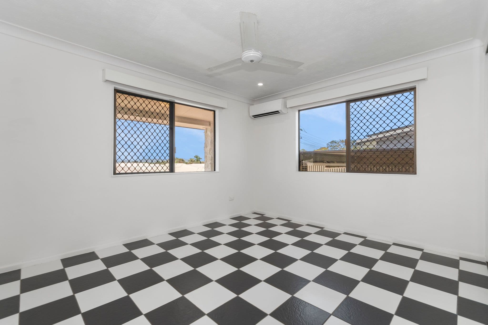 9 Karanya Street, Mount Louisa QLD 4814, Mount Louisa - Thumbnail 7