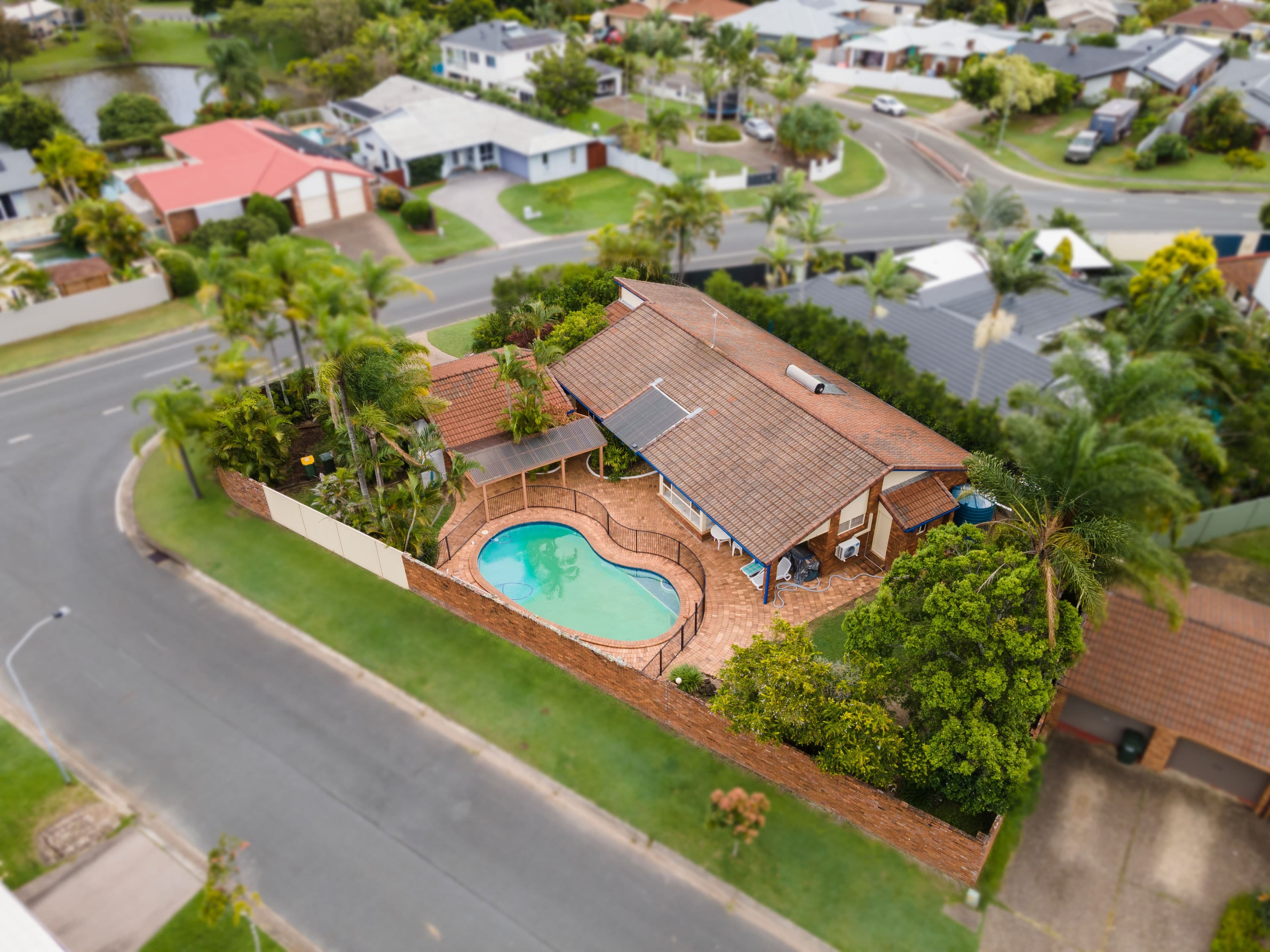 65 Auk Avenue, Burleigh Waters QLD 4220, Burleigh Waters - Image 1